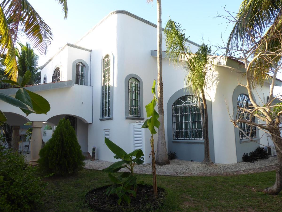 Claro De Luna Playa del Carmen Exterior photo